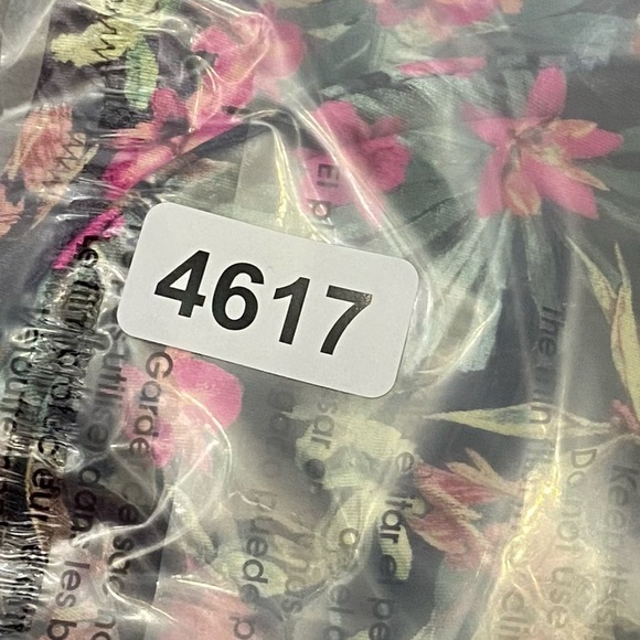 New! Victoria’s Secret Floral Shine Strap Wicked Push Up Bikini Top 4617 - Picture 7 of 7